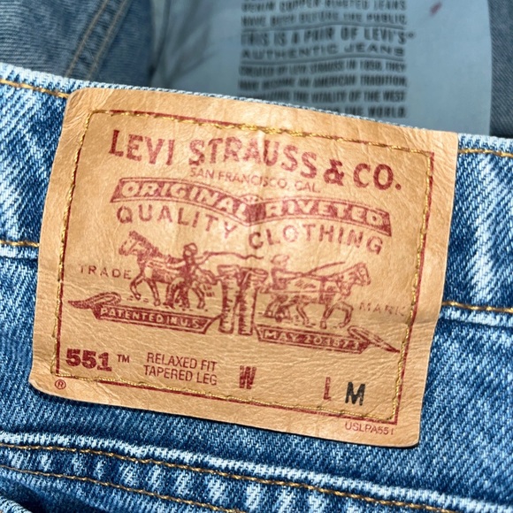 LEVI'S® 551 Relaxed Fit straight leg Blue Jeans 36 Medium Wash Cotton pants mens - Picture 5 of 9